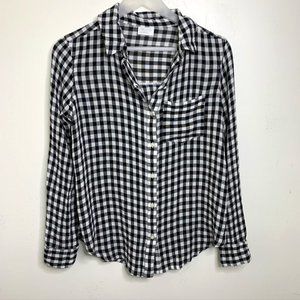 black and white plaid button down top